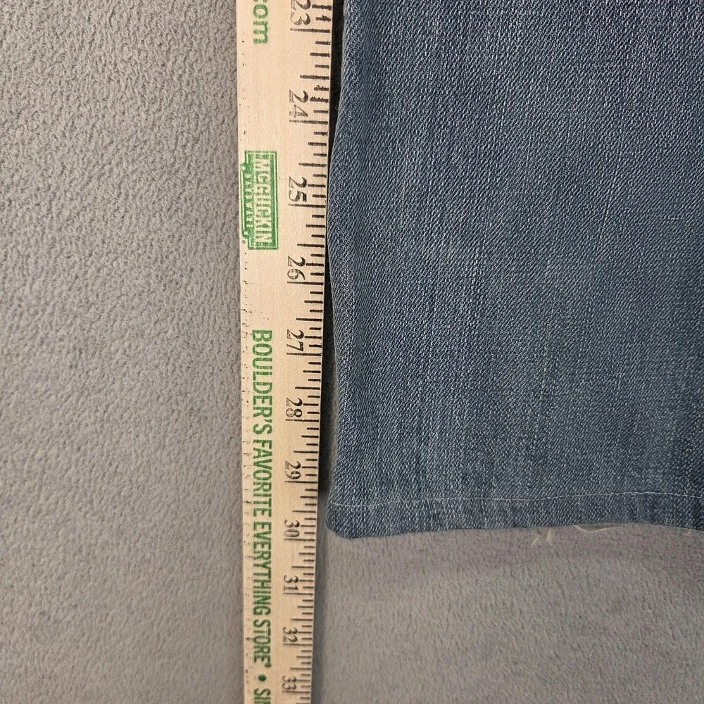 Diesel Jeans Mens Light Blue Straight Button Fly Faint Stains Hem Fits 28x30‎